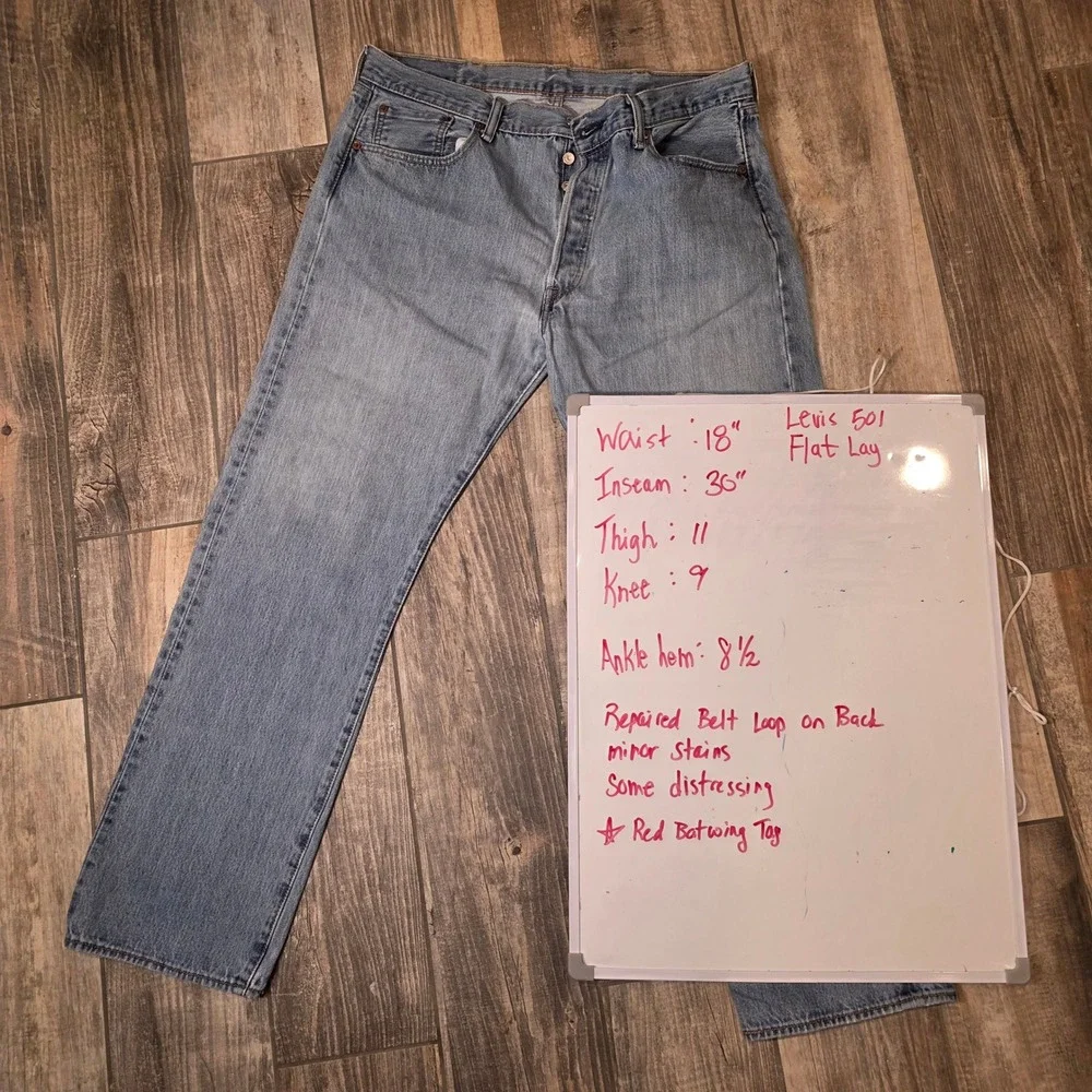 Levis 501 Mens 36x30 Light Wash Blue Denim Straight Leg Button Fly Jeans Vintage